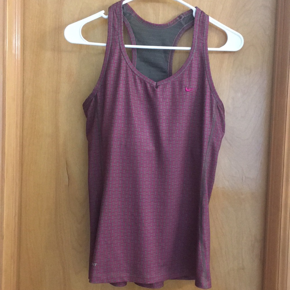 💸2/$20 Sale💸 Nike Dri-Fit halter style workout